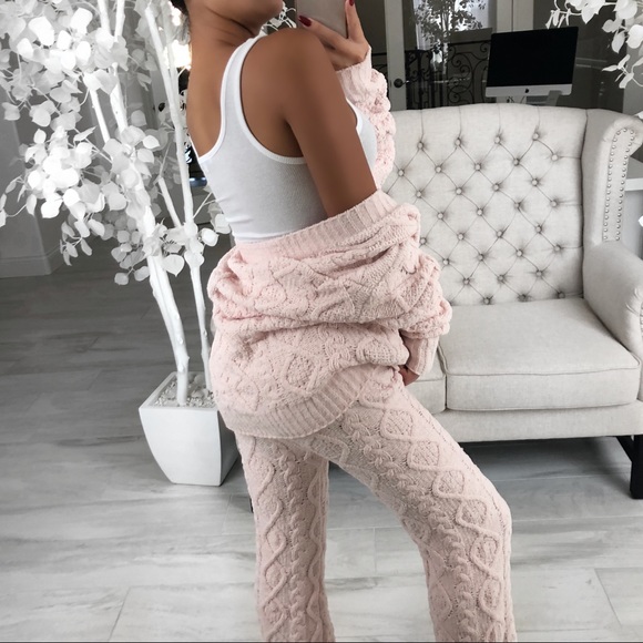 OUTT OF STOCKK - Picture 3 of 5